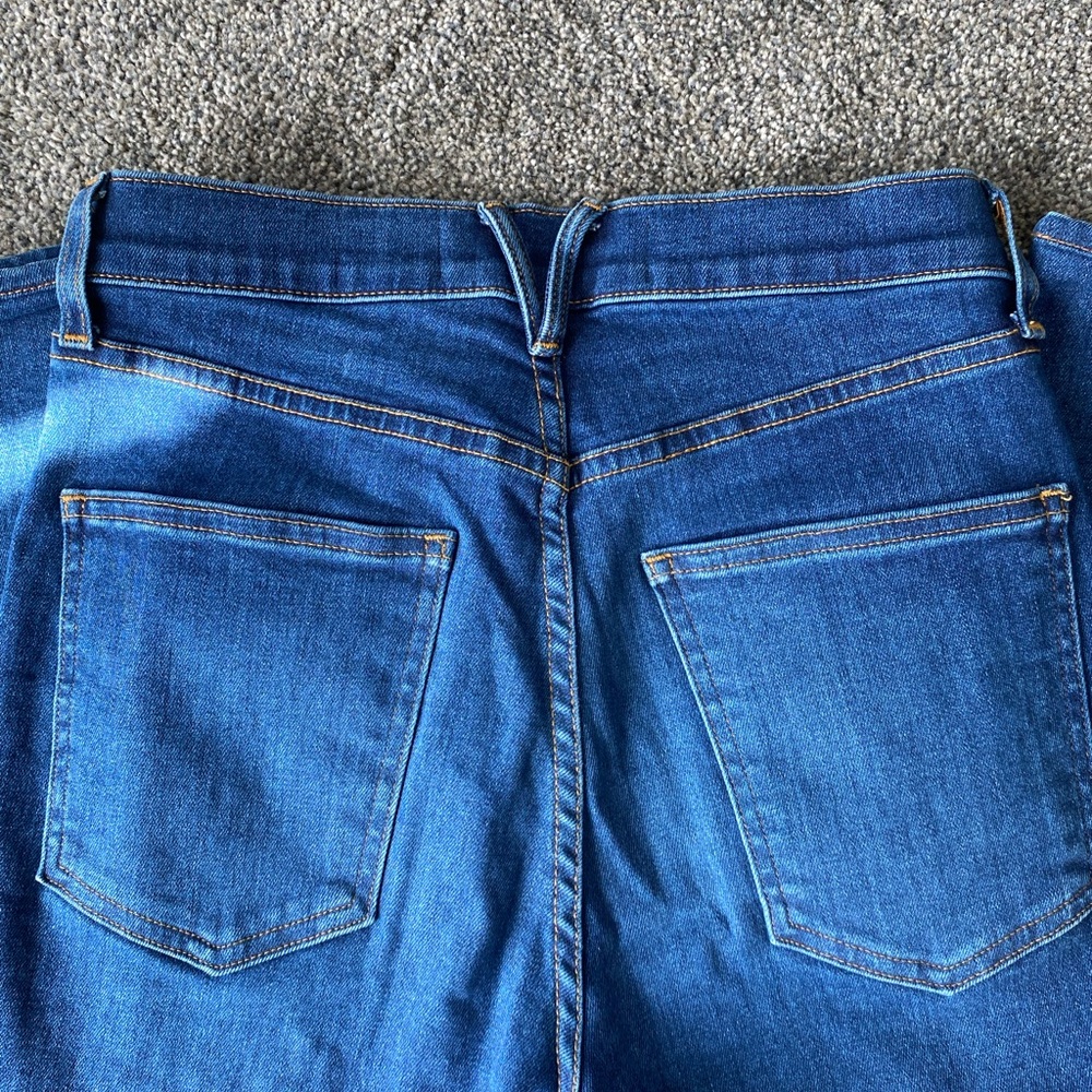 Veronica Beard Carly Kick Flare High Rise Jeans - Picture 6 of 7